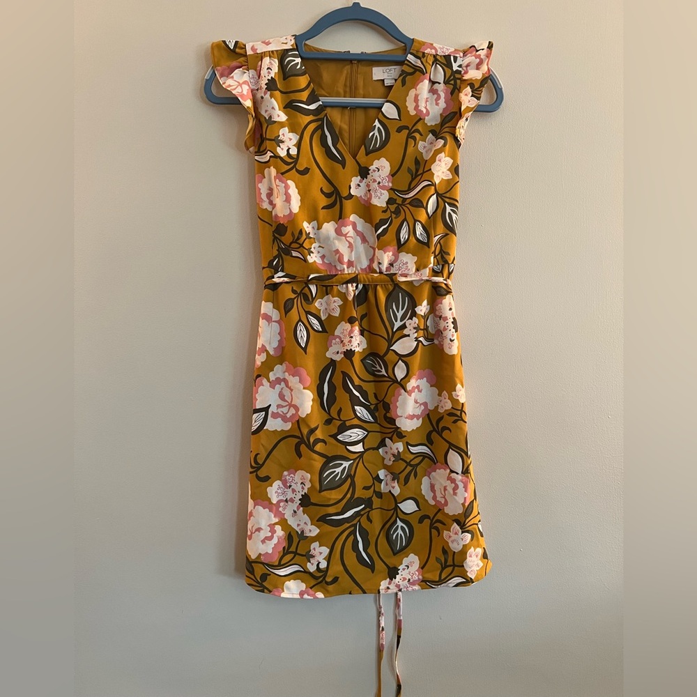 LOFT Golden/Yellow Floral Dress - XSP NWOT